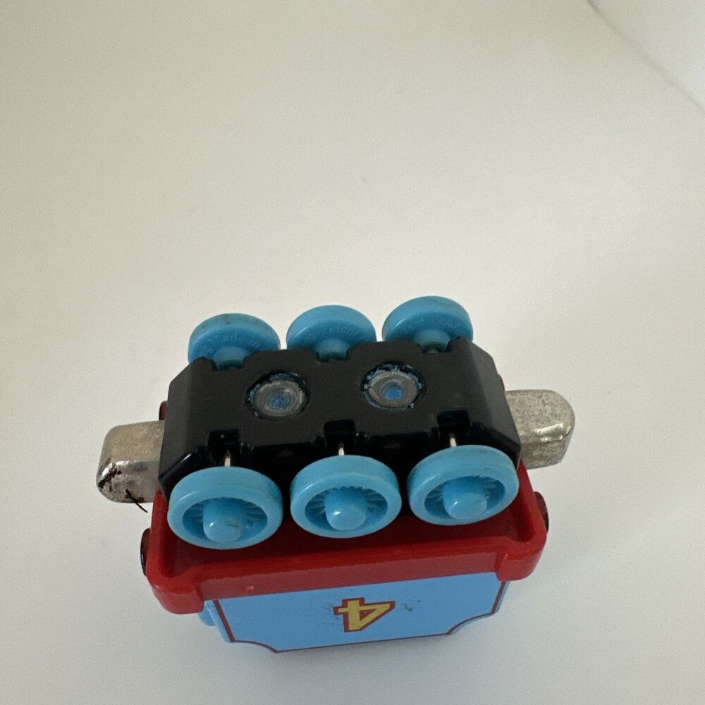 Thomas & Friends Diecast Take N Play Along Train Tender #4 Only Replacement 2002 - Picture 7 of 7